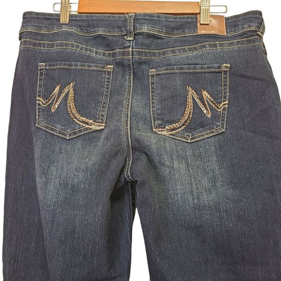 Maurices Flare Jeans Size 14 Dark Blue Denim Stretch Bootcut High Rise - Picture 5 of 8